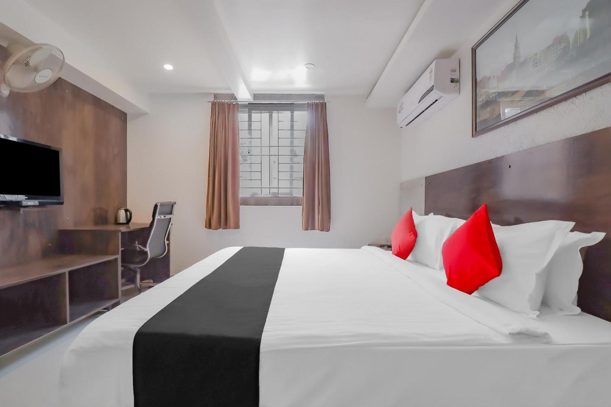 Capital O Royal Galaxy Finesse Near Phoenix Marketcity Bengalúr Exteriér fotografie